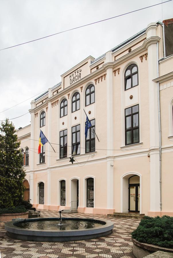 Hotel Dacia Lugoj Exterior foto